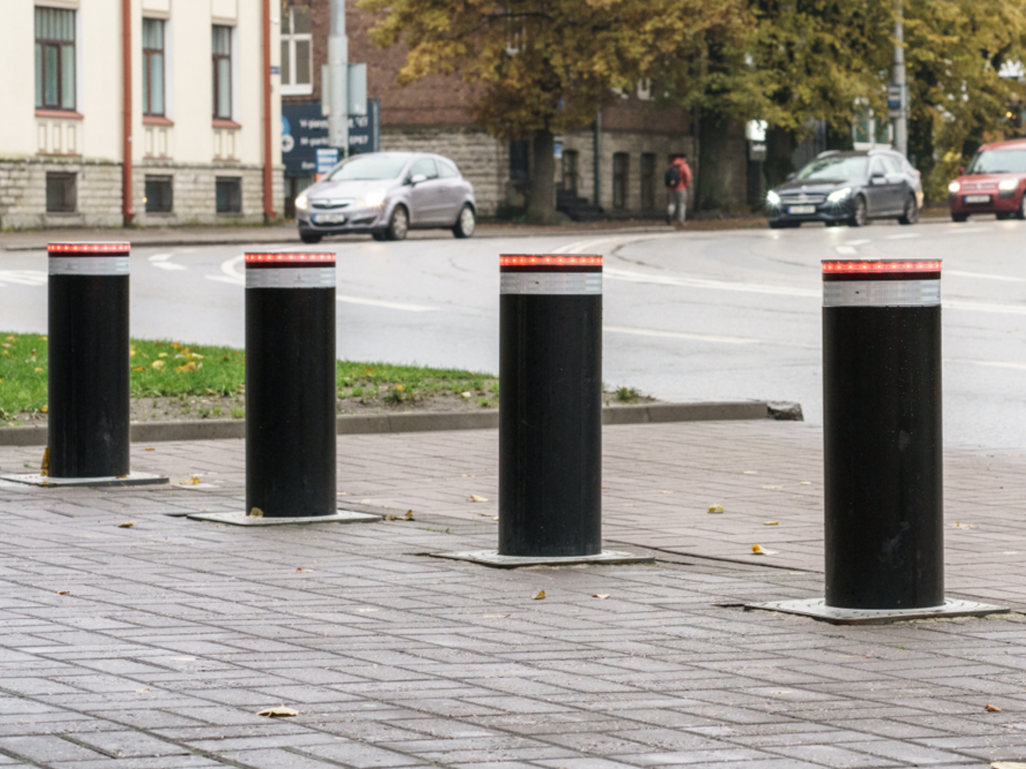 Automatic rising security bollards installation and call-out repair Hertfordshire London Midlands – Industrial Gates and Barrier Systems