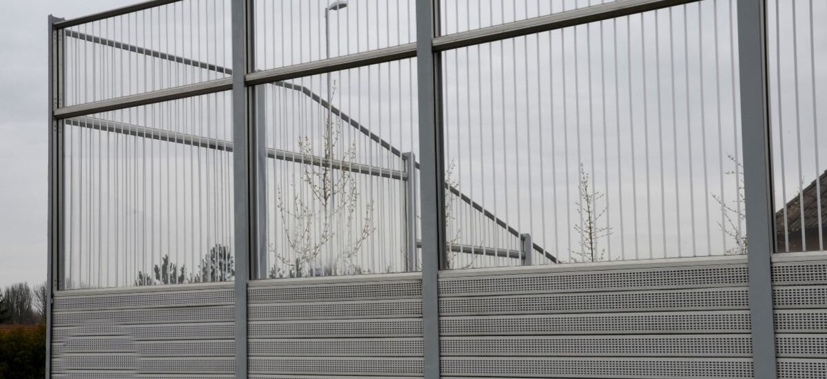 Industrial perimeter security fencing installation and call-out repair Hertfordshire London Midlands – Industrial Gates and Barrier Systems