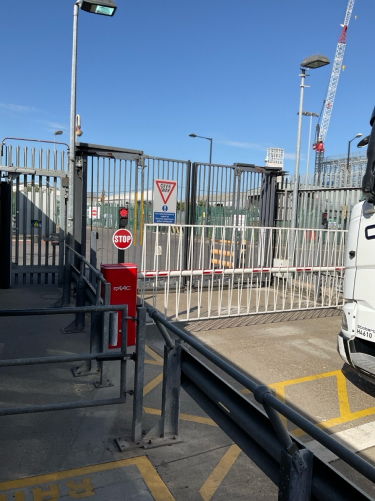 Hydraulic gate restored to operation manufacturing site Enfield North London — Industrial Gates and Barrier Systems